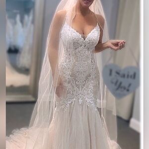 Maggie Sottero Wedding Dress